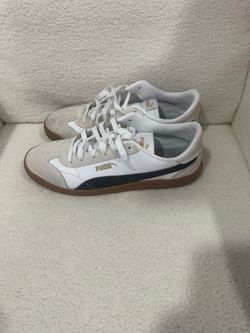 White puma shoes size 11
