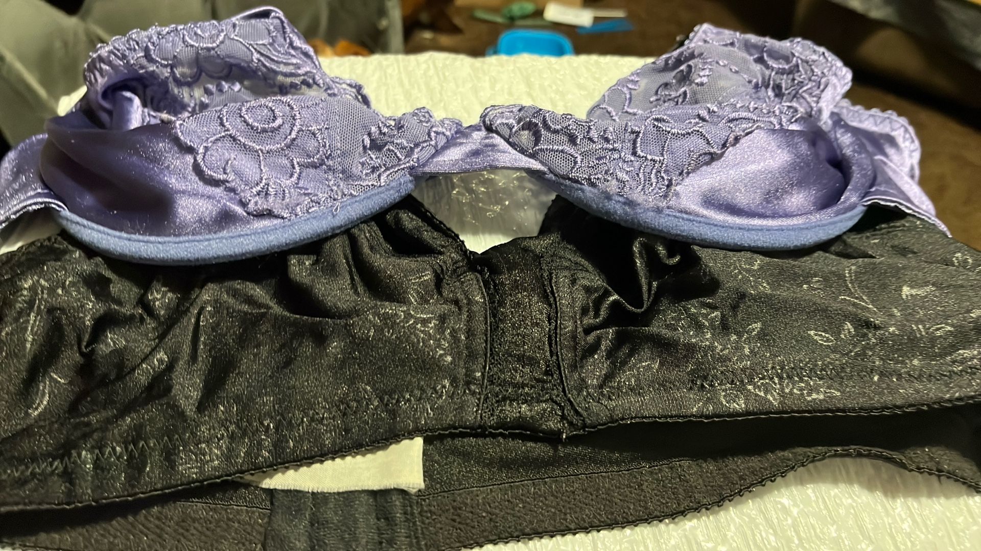 Two Beautiful Bras One Purple One Black Each For 2.00 