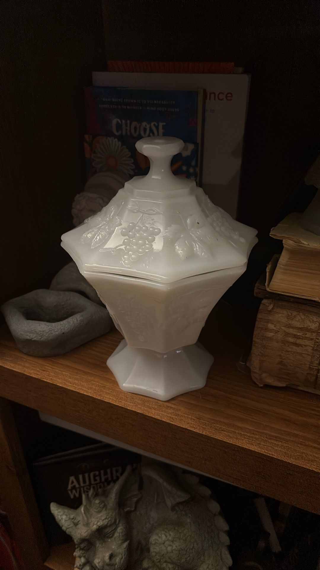 Fenton Milk Glass Fruit Detail