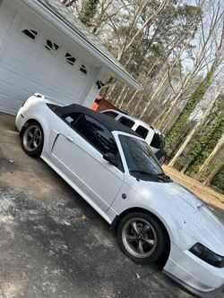 2004 Ford GT
