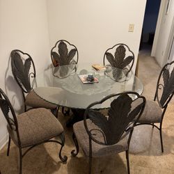 Dining Table & Chairs