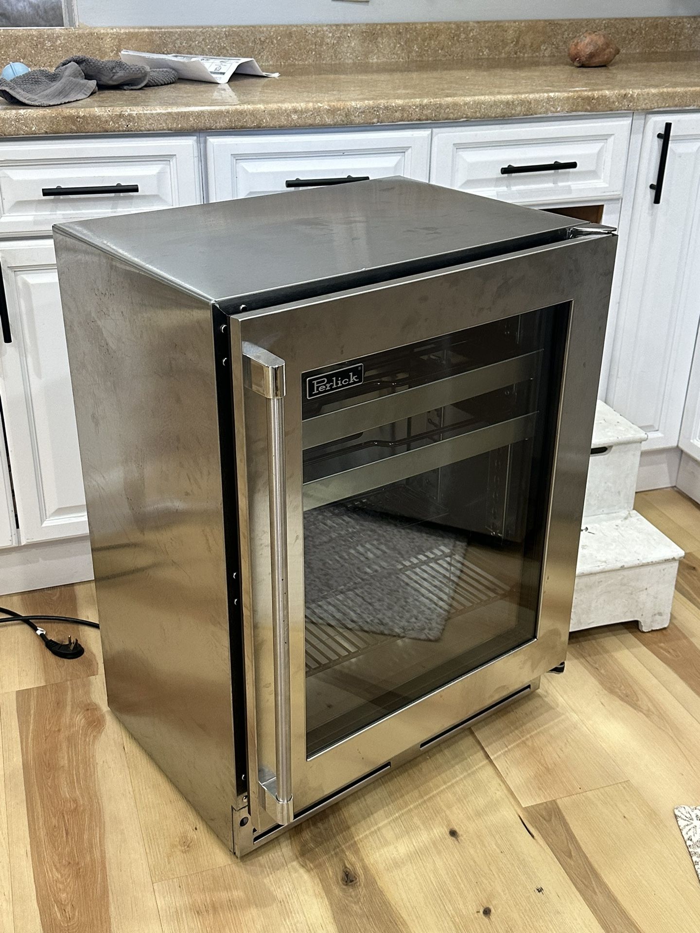 PERLICK hh24bs Mini Fridge