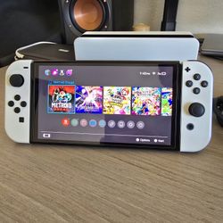 Nintendo Switch OLED - White 