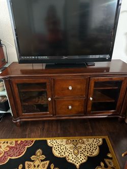 Tv console