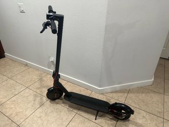Electric Scooter ( Brand new condition )