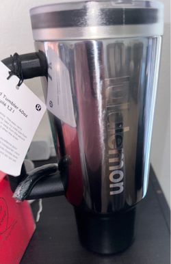 Lululemon 40oz tumbler