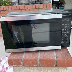 Hamilton microwave