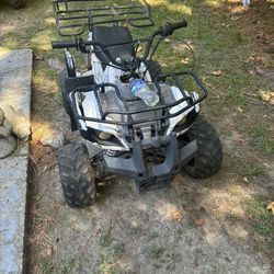 125 Four Wheeler Runs And Rides Great