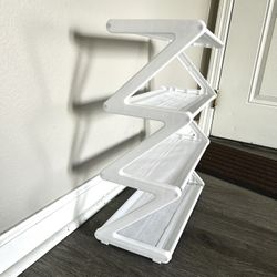 MODERN MINI SHOE RACK!