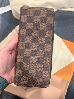 LV wallet