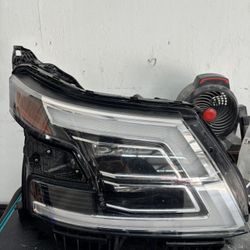 Nissan Armada Headlight 