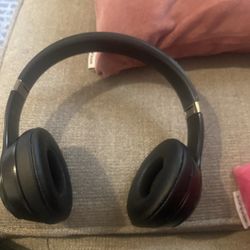 Beats Solo 4