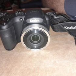 Kodak PIXPRO AZ252Digital Camera