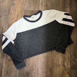 Cropped Football Jersey Style Sweatshirt. Medium.  Grey / White 