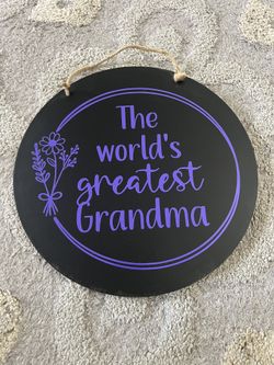 World’s Greatest Grandma Chalkboard Sign