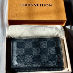 Louis Vuitton Wallet 