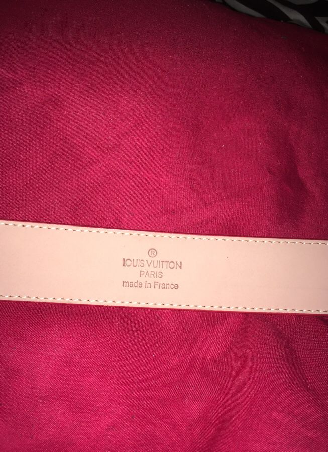 Louis Vuitton Supreme Belt for Sale in Lemon Grove, CA - OfferUp