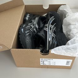 Asics gel size 9 men’s