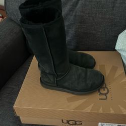 Uggs Women’s Sz 5