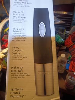 Cordless wine opener