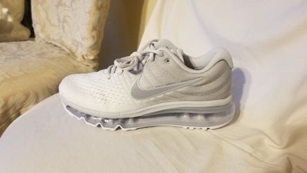 Nike Air Max 2017 Size 12 - 10.5 - 8