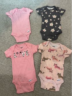 Gerber newborn onsie new