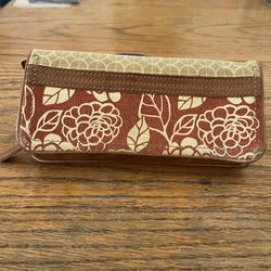 Fossil Vintage 60-70S Large Fold 8” Long Wallet