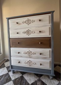 Shabby Chic 5 Drawer Dresser