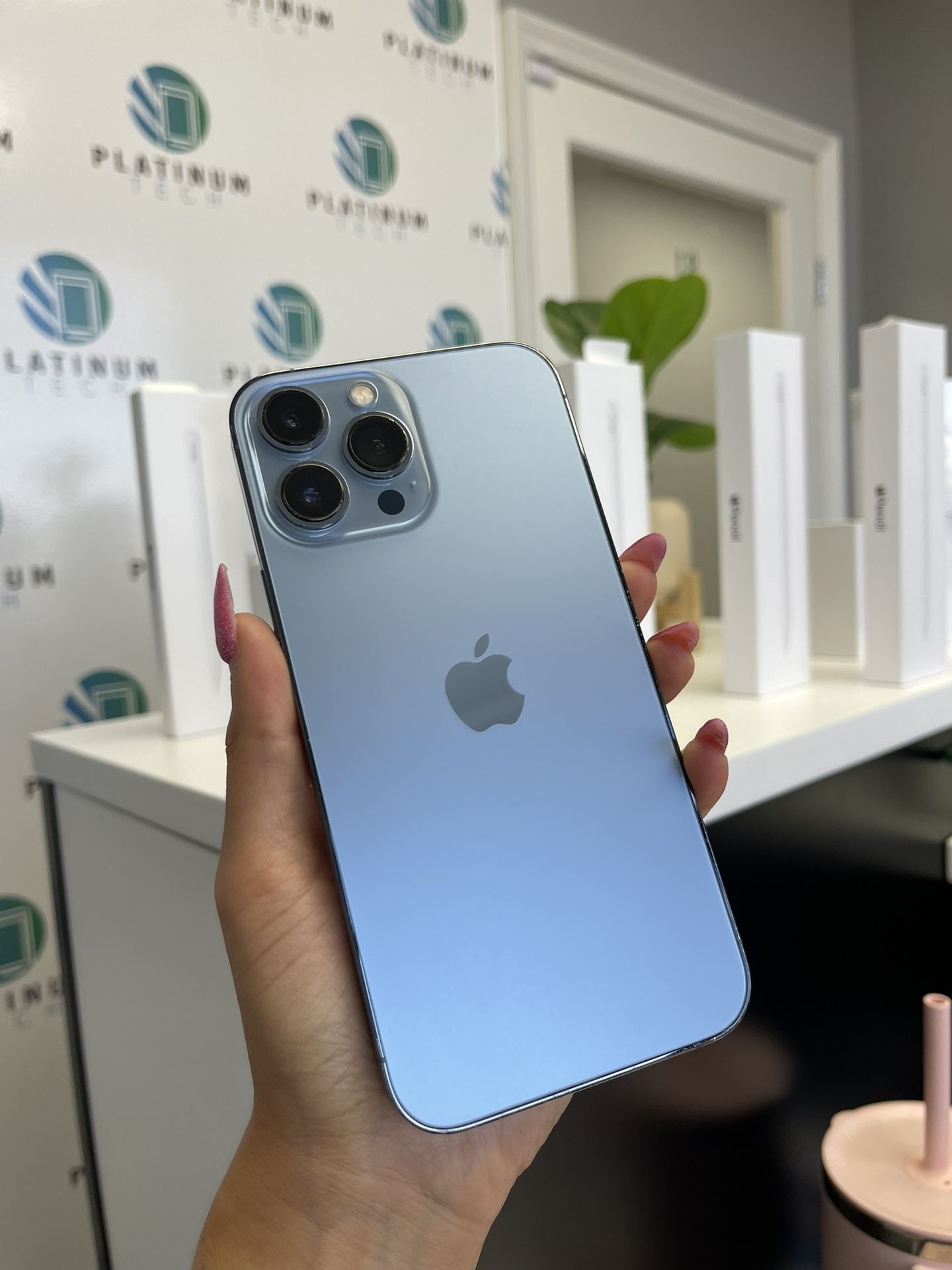 iPhone 13 Pro Max 128Gb UNLOCKED Like New Sierra Blue