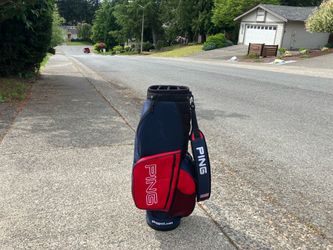 Ping Golf Bag Golfing like New in Great Condition