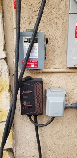 Electric vehicle charger