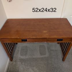 Wooden Desk With 2 Drawers