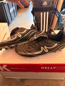 Soccer cleats