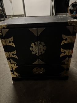 Vintage Korean Tansu Chest/jewelry 