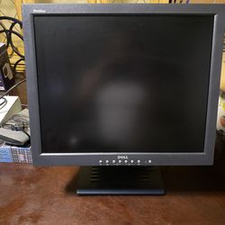 Dell UltraSharp 18” Monitor With Adjustable Stand 