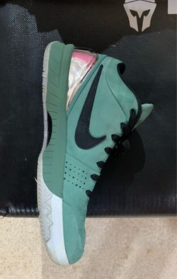 Nike ZOOM KOBE 4 PROTRO 'GIRL DAD'