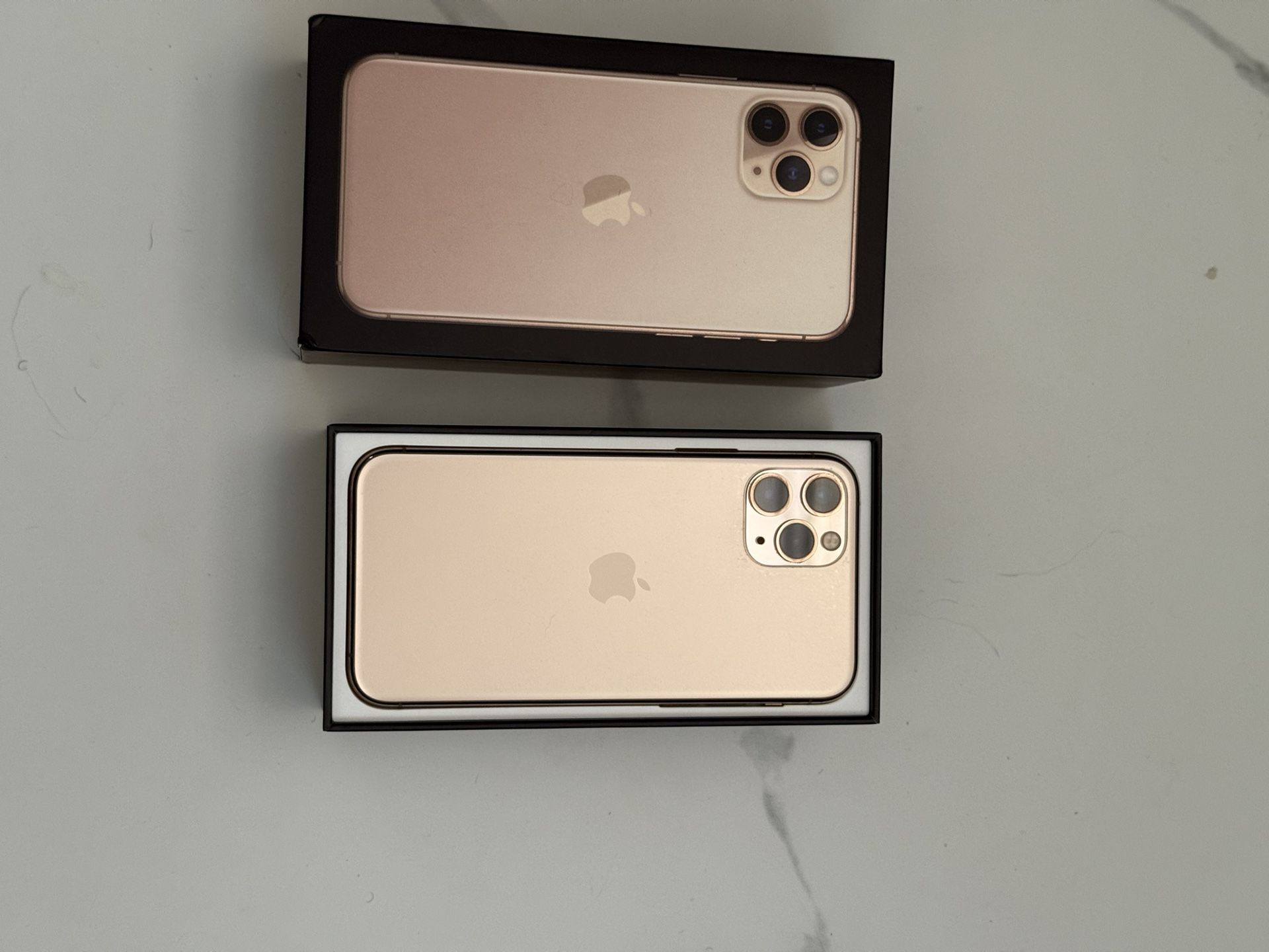 Apple iPhone 11 Pro - 256 GB - Gold (Unlocked)