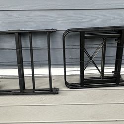 2 Metal Folding Twin Size Frames