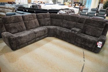 VUKA Palmeri Power Sectional – 6-Piece – Save $800