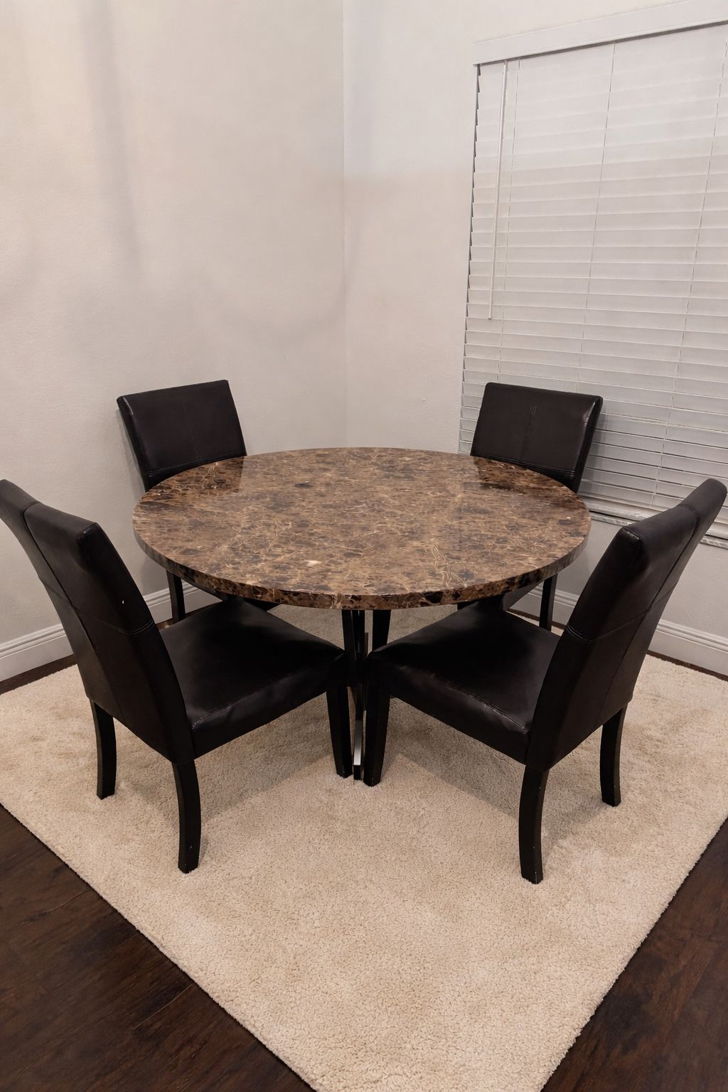Dining Table Set