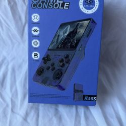 R36S Retro Handheld Game Console 64GB 3.5” IPS Screen TF Card Portable