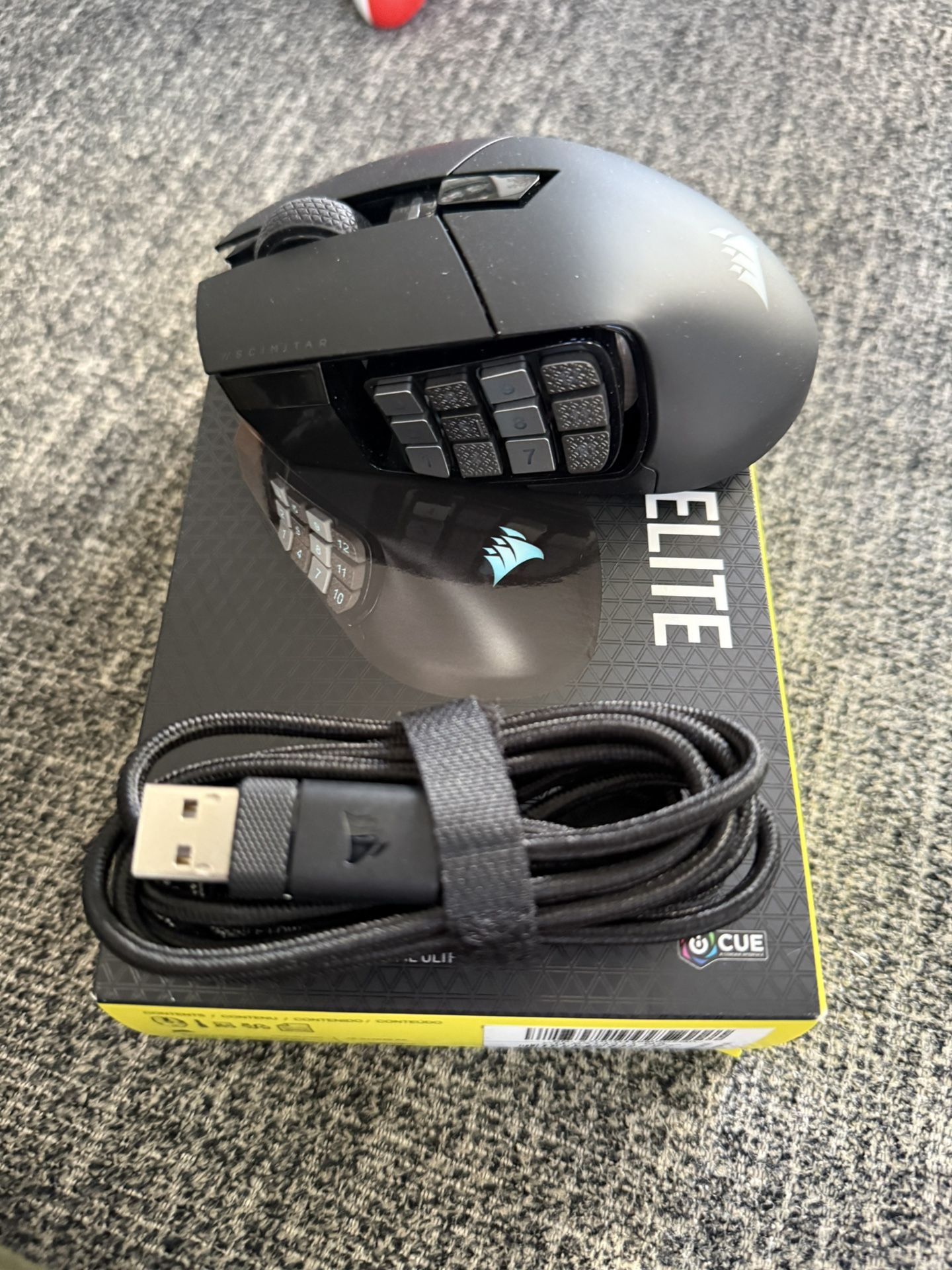 Corsair Scimitar Elite Wireless MMO Gaming Mouse
