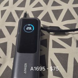Anker A1695 Super Power Bank
