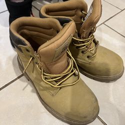 Brahma Shoes Size 7 1/2 Women