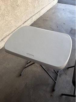 Folding Table