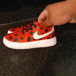 Nike Toddler 9 Great Condition 