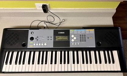 Yamaha PSR – E233 portable key keyboard