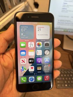 iPhone SE (2nd gen) 64GB NO SIM CARD RESTRICTION/LIBERADO PARA CUALQUIER COMPAÑÍA  ready for new owner, has been reset to factory settings.  No iCloud