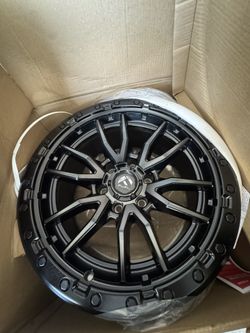 18 INCH OFF ROAD RIMS