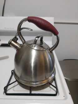 Wolfgang puck 2.45qt kettle